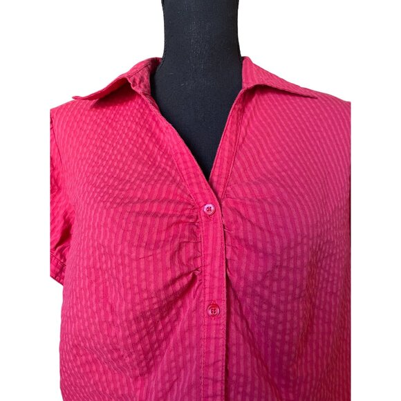pink ruched textured collared short sleeve button front top stretch cotton - Picture 2 of 9